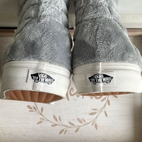 High Top Vans - Picture 6 of 7